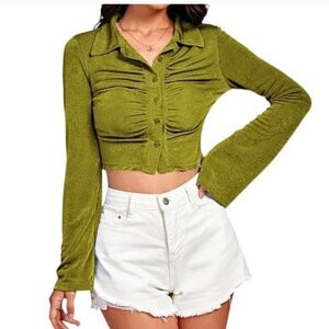 Retro blouse 90s inspired